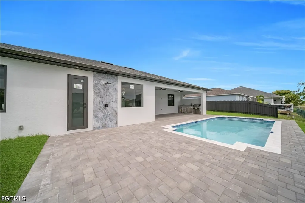 2218 SW 15th Avenue Cape Coral FL 33991