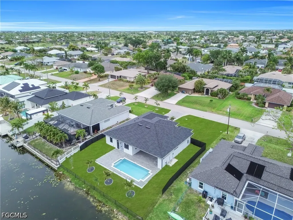 2218 SW 15th Avenue Cape Coral FL 33991