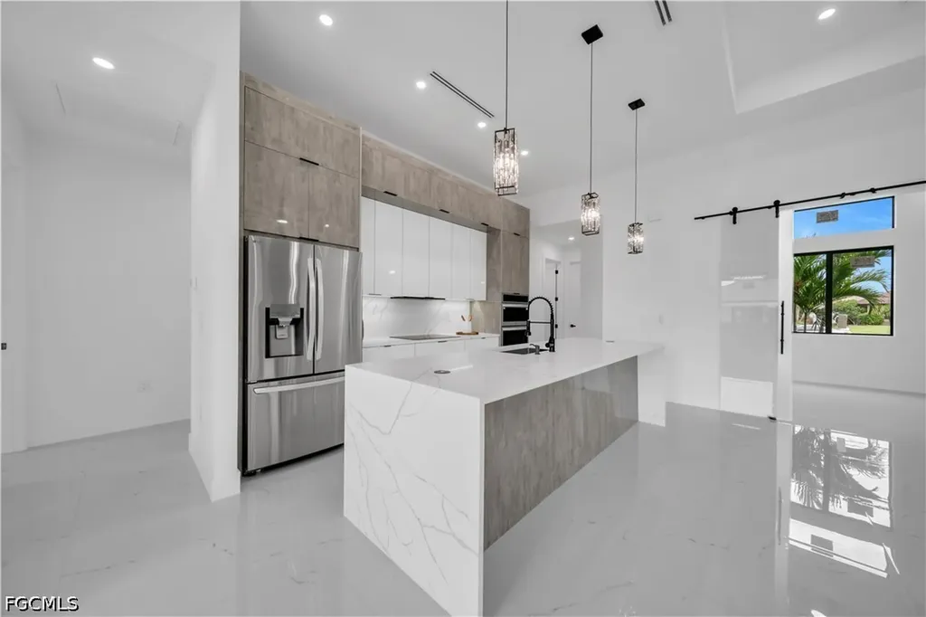 2218 SW 15th Avenue Cape Coral FL 33991