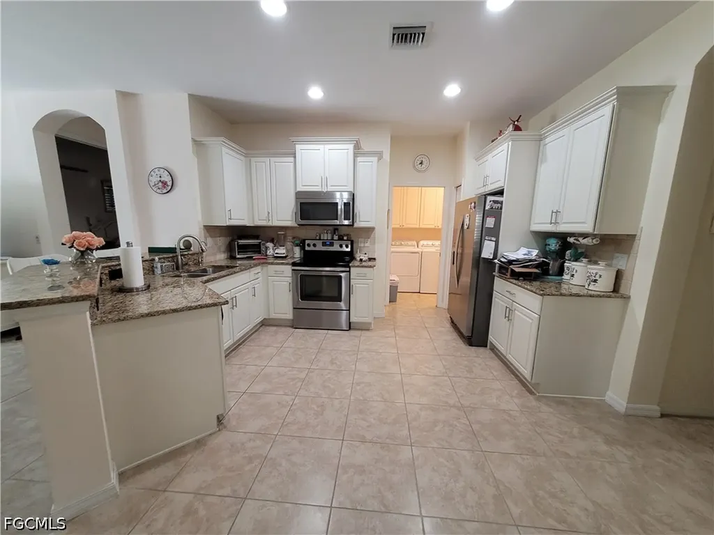 10714 Cetrella Drive Fort Myers FL 33913