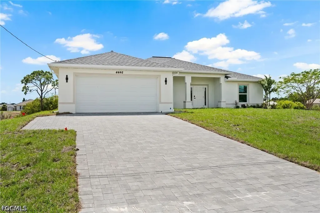 4446 Connection Avenue Cape Coral FL 33909