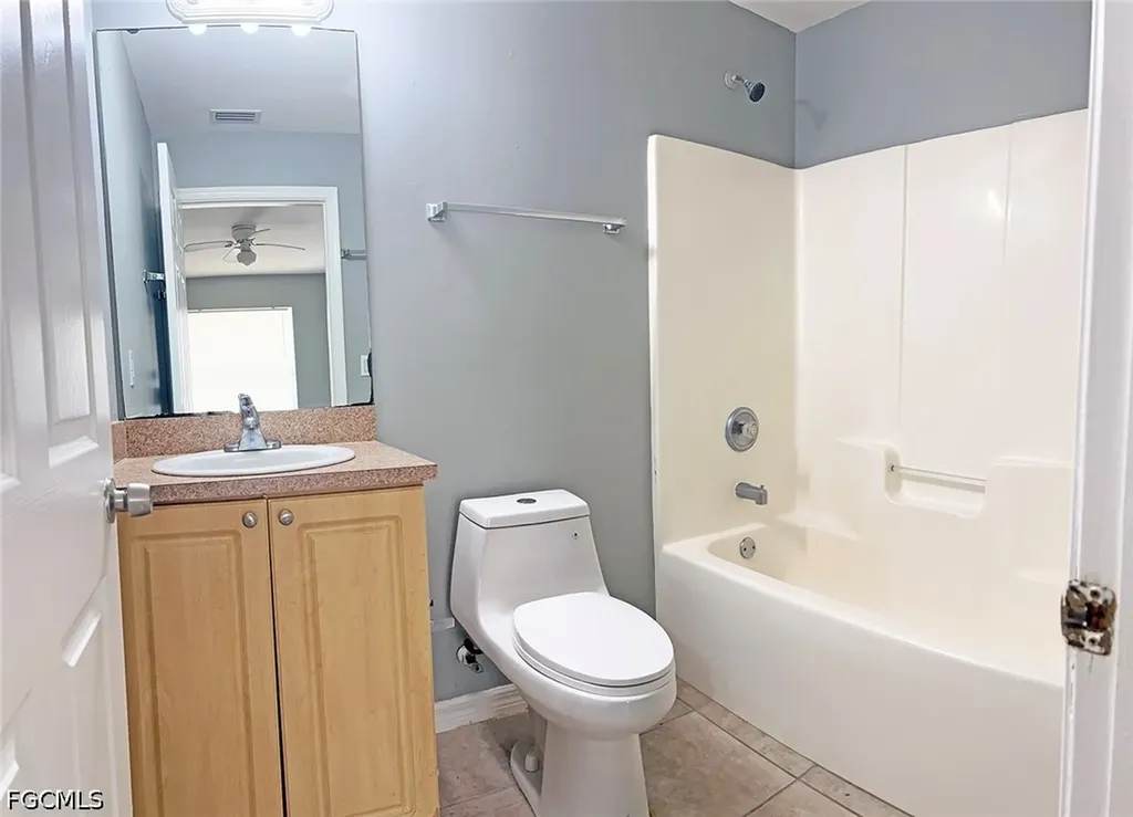4653-4655 29th Street SW Lehigh Acres FL 33973