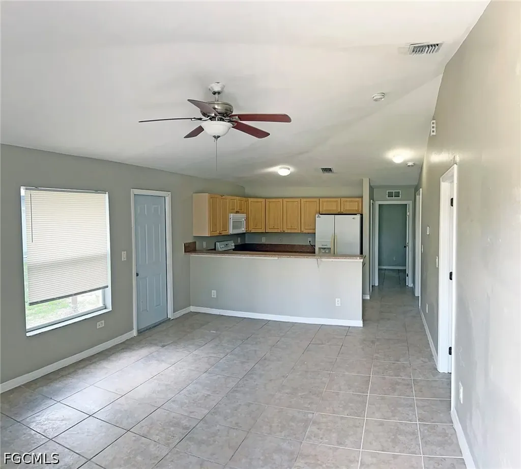 4653-4655 29th Street SW Lehigh Acres FL 33973