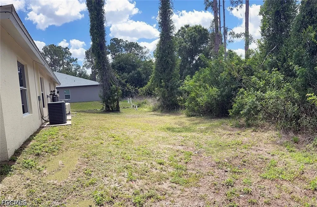 4653-4655 29th Street SW Lehigh Acres FL 33973