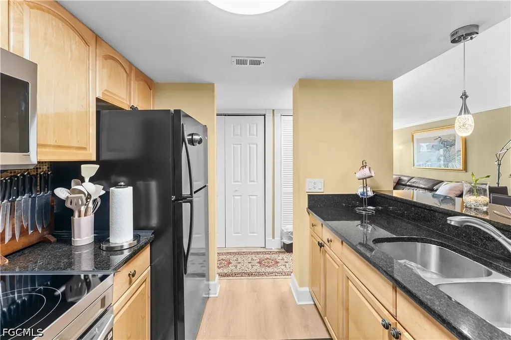 2885 Palm Beach Boulevard Fort Myers FL 33916