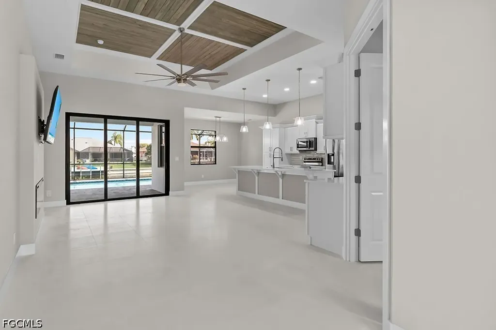 3419 SW 5th Place Cape Coral FL 33993