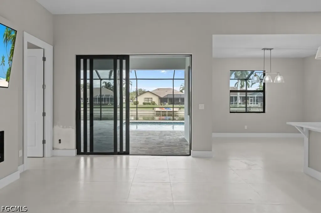 3419 SW 5th Place Cape Coral FL 33993