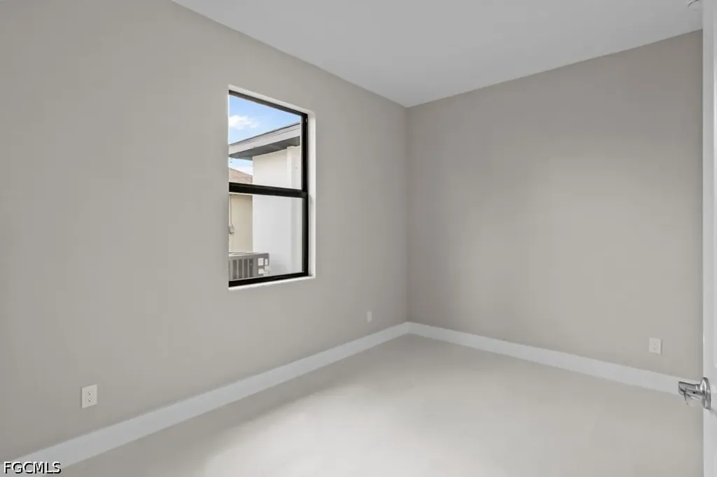 3419 SW 5th Place Cape Coral FL 33993