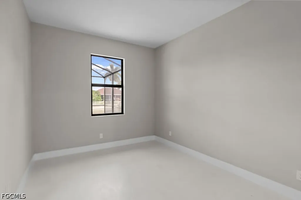 3419 SW 5th Place Cape Coral FL 33993