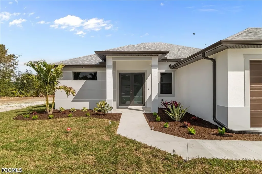 3419 SW 5th Place Cape Coral FL 33993