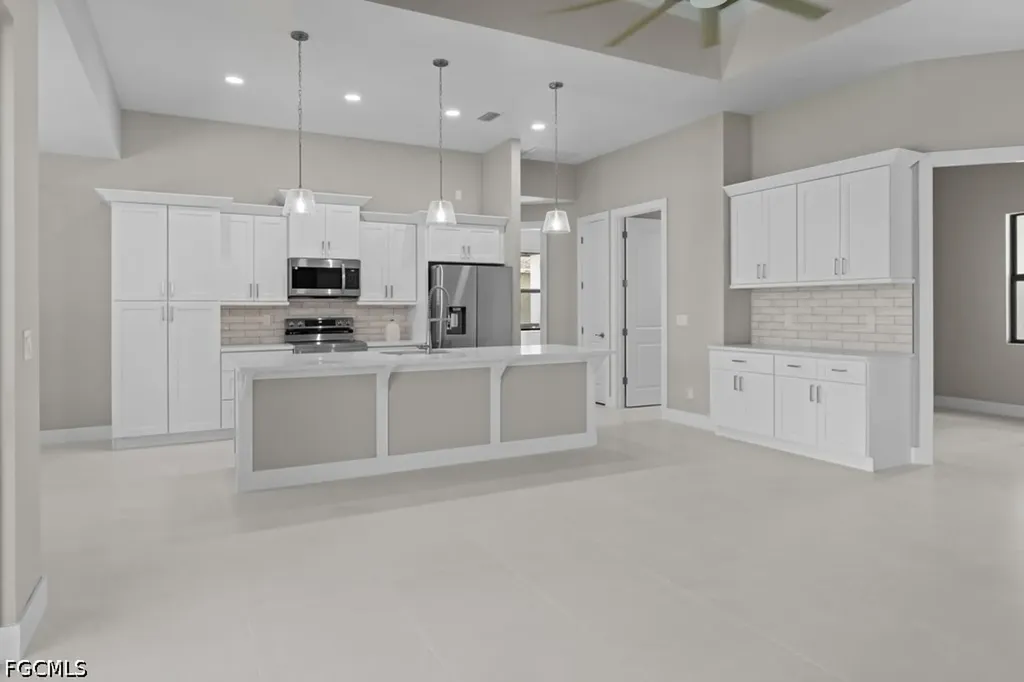 3419 SW 5th Place Cape Coral FL 33993