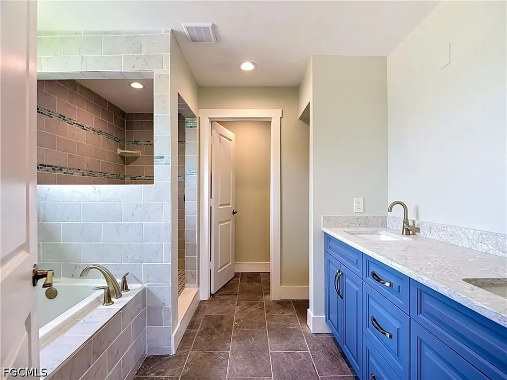 8831 Woodgate Drive Fort Myers FL 33908