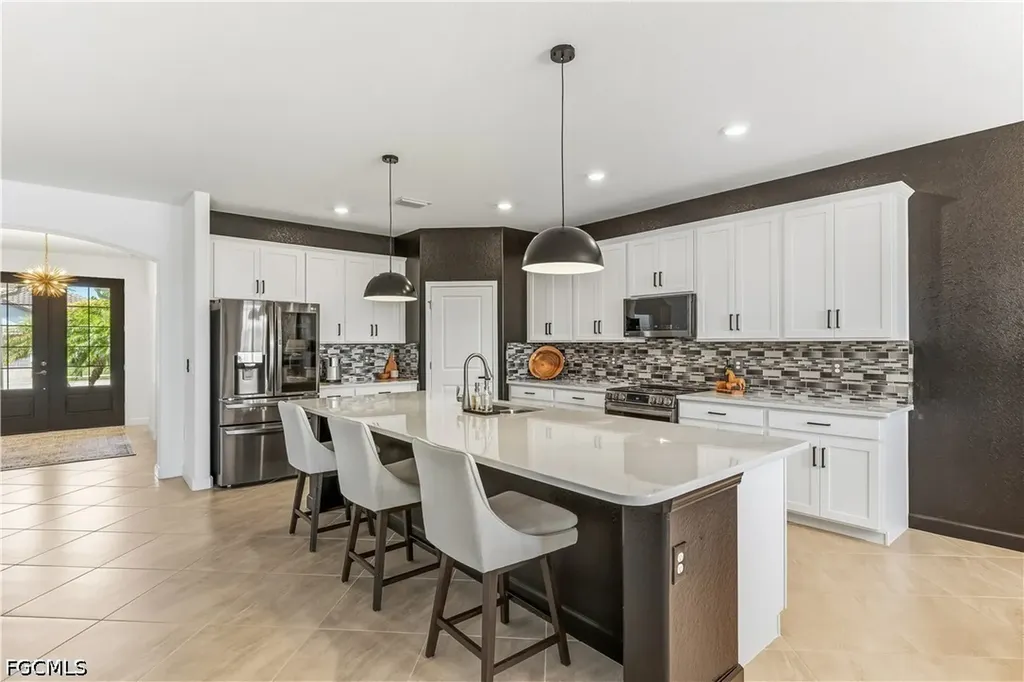17290 Walnut Run Drive Alva FL 33920