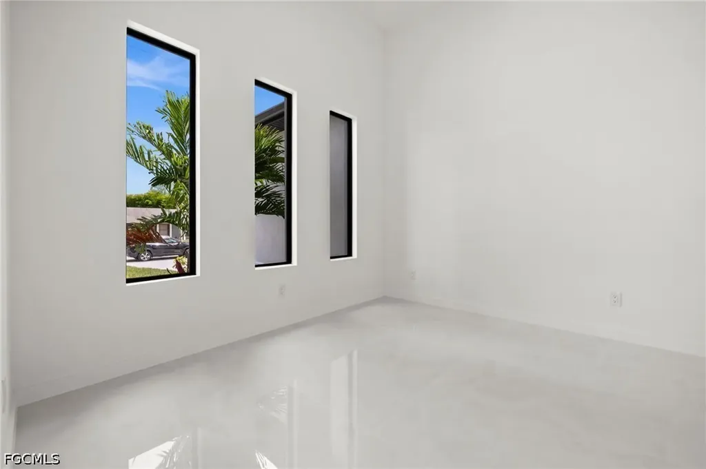 1532 NW 24th Place Cape Coral FL 33993