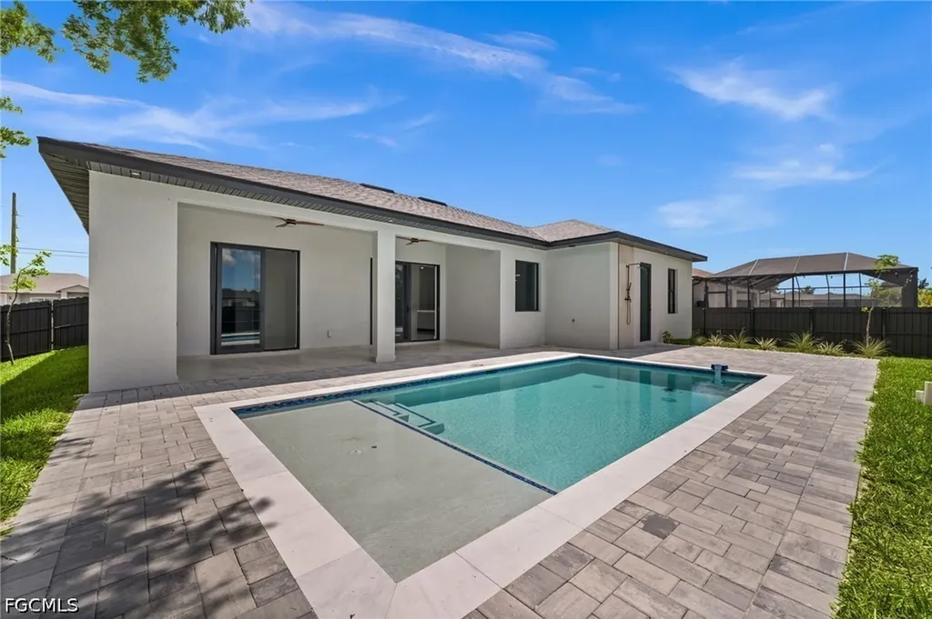 1532 NW 24th Place Cape Coral FL 33993