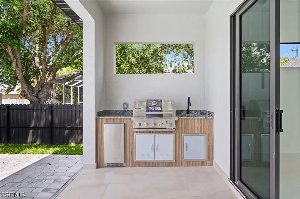 1532 NW 24th Place Cape Coral FL 33993