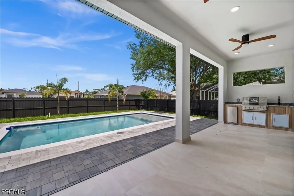 1532 NW 24th Place Cape Coral FL 33993