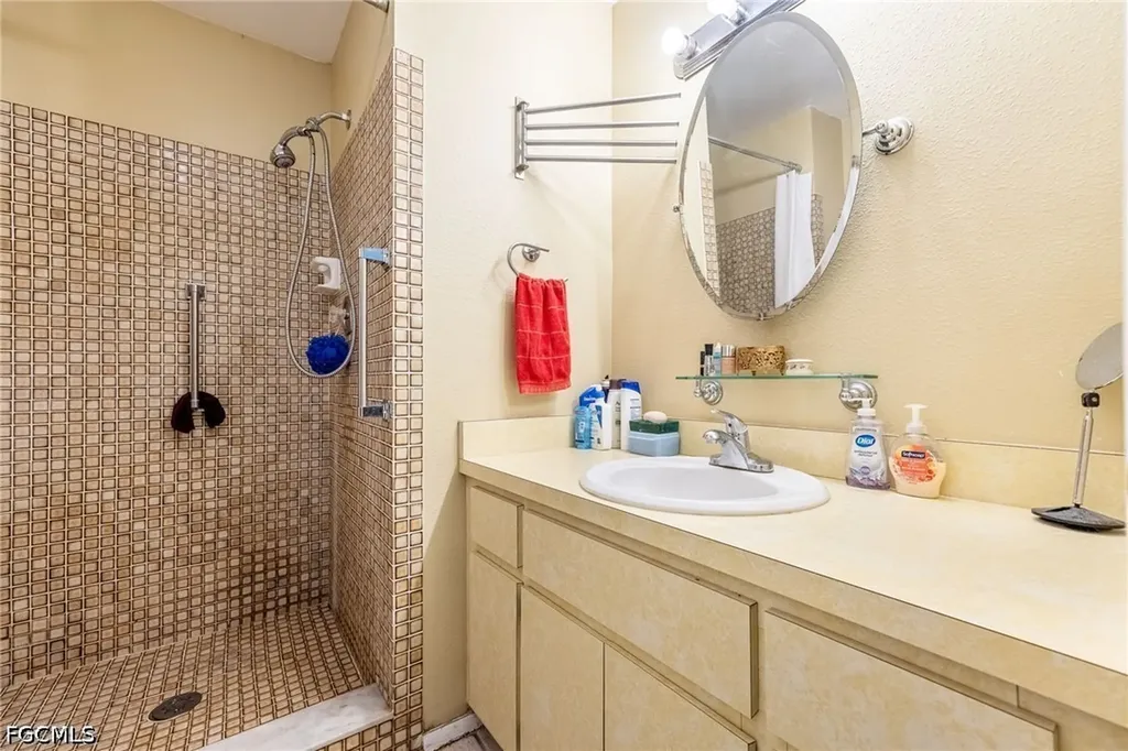 13277 Broadhurst Loop Fort Myers FL 33919