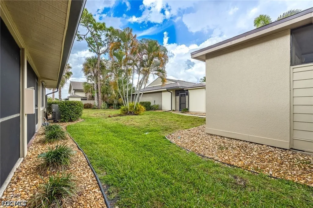 13277 Broadhurst Loop Fort Myers FL 33919