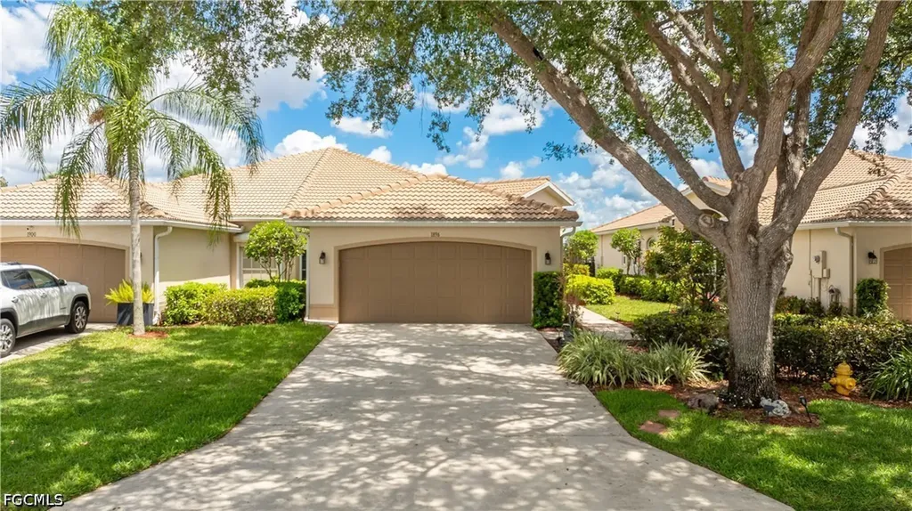 1896 Crestview Way Naples FL 34119
