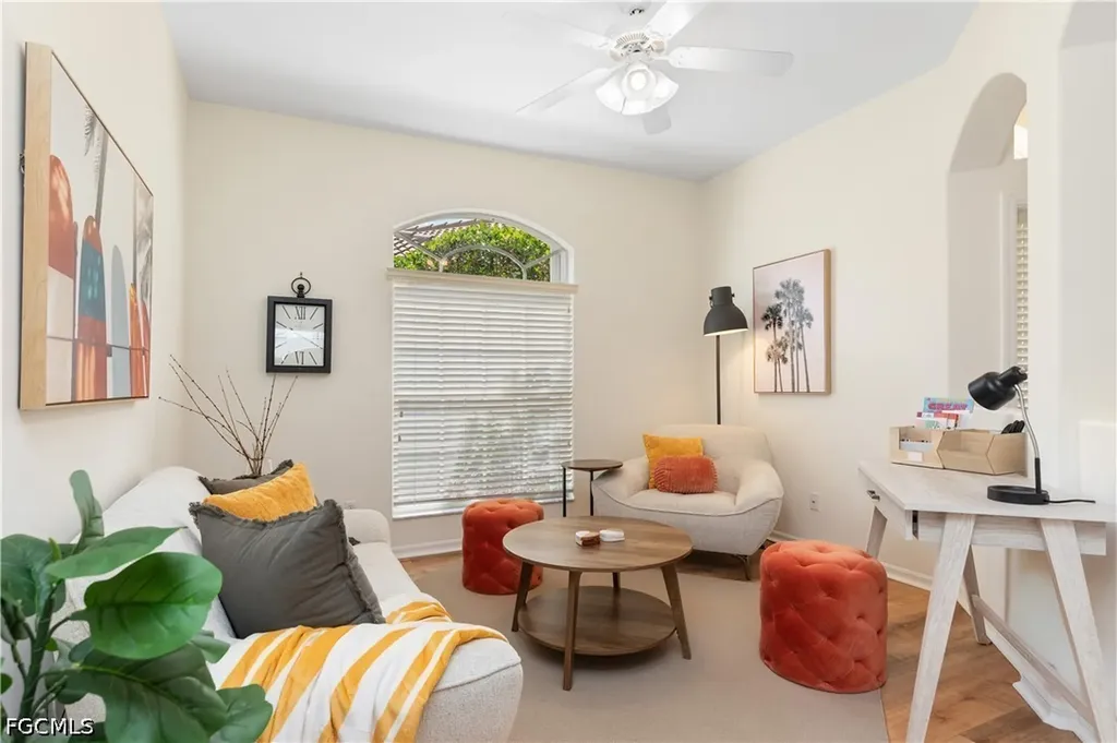 1896 Crestview Way Naples FL 34119
