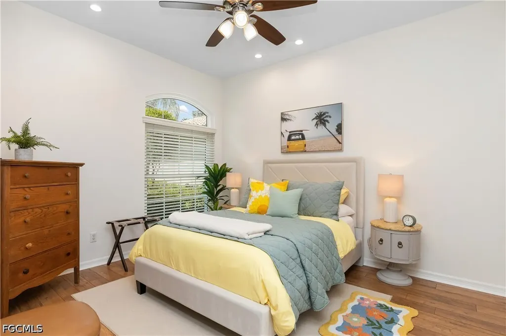 1896 Crestview Way Naples FL 34119