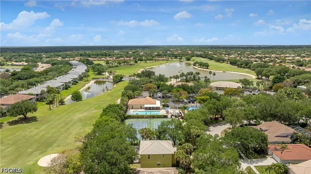 1896 Crestview Way Naples FL 34119