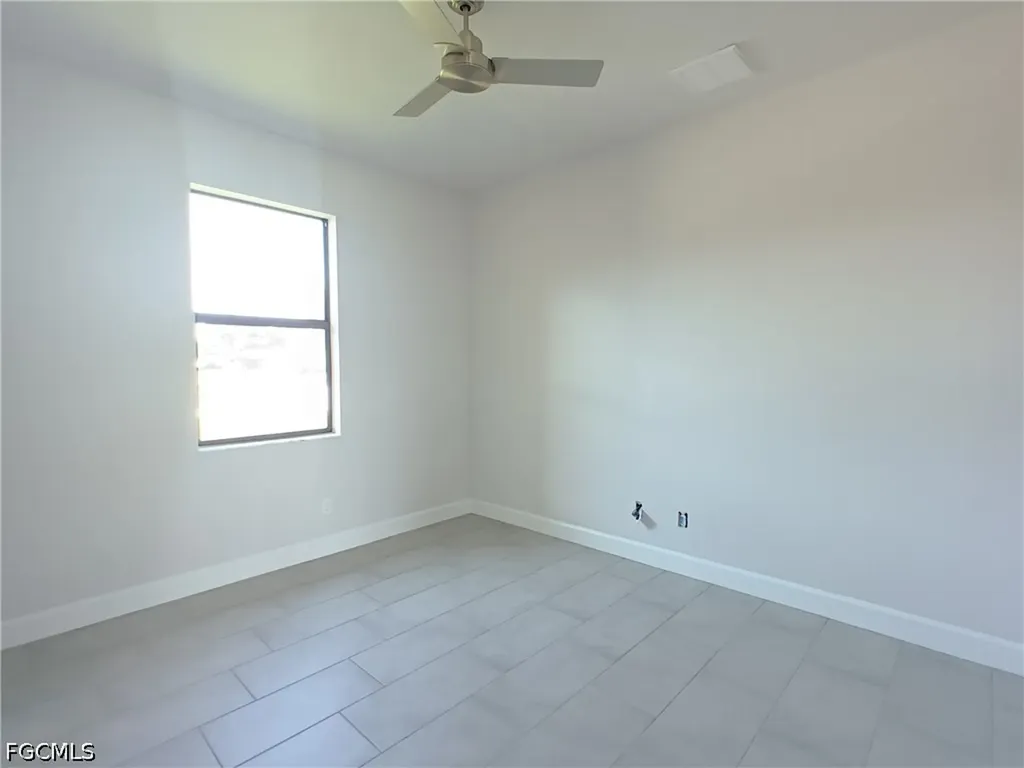 1017 SW 33rd Street Cape Coral FL 33914