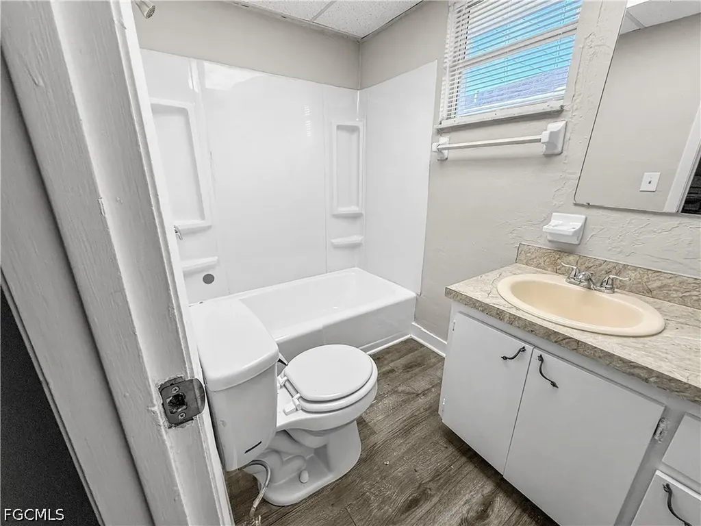 3744 Estelle Avenue Fort Myers FL 33916