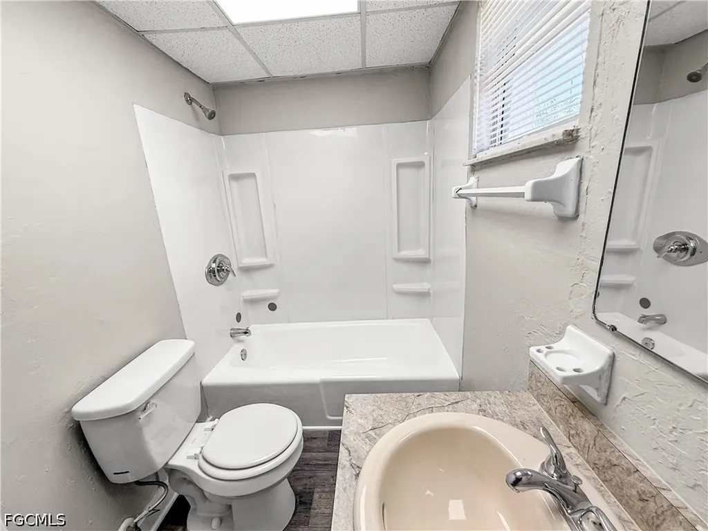 3744 Estelle Avenue Fort Myers FL 33916