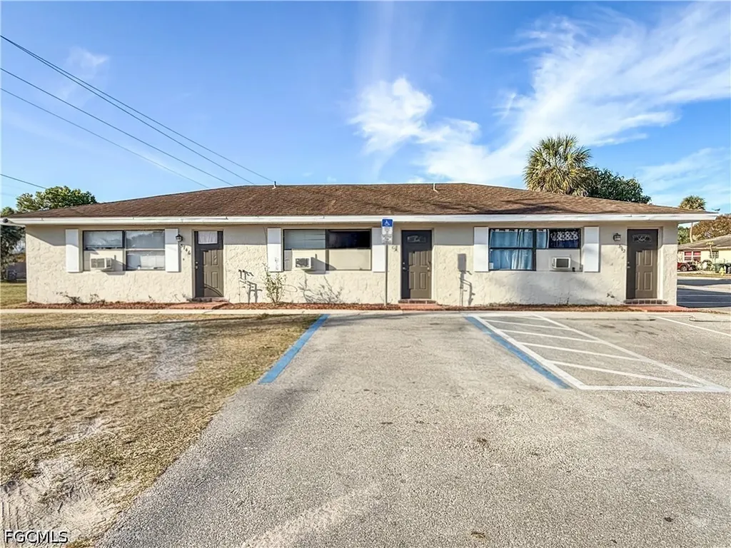 3744 Estelle Avenue Fort Myers FL 33916