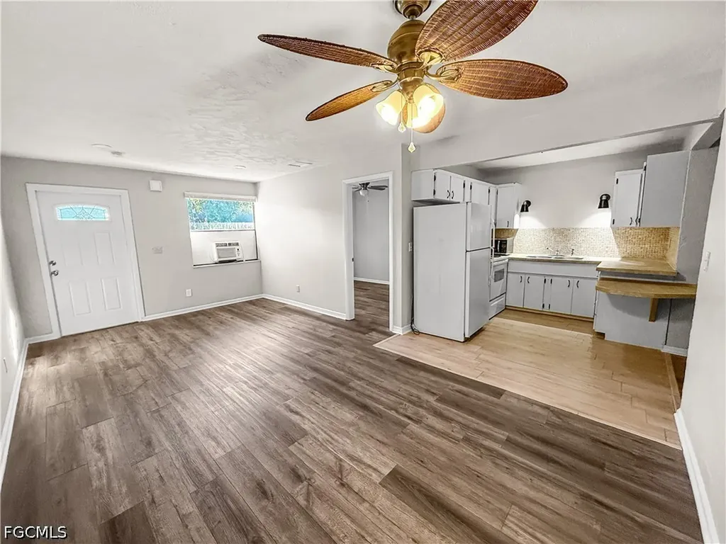 3744 Estelle Avenue Fort Myers FL 33916