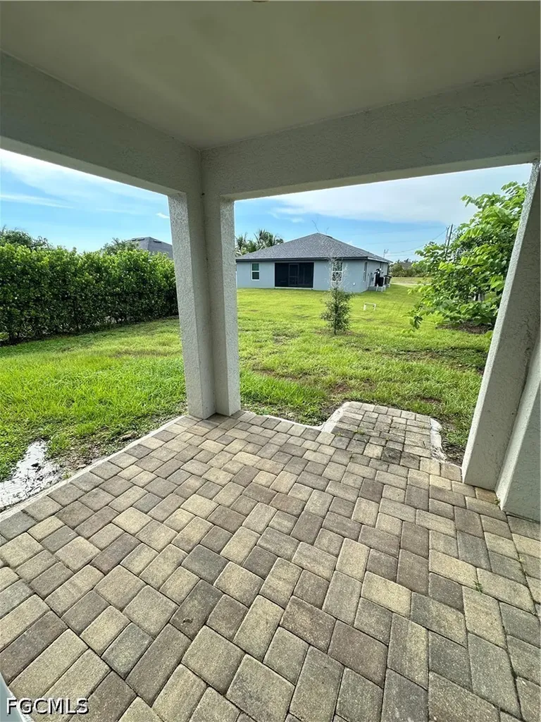 2213 NE 33rd Street Cape Coral FL 33909