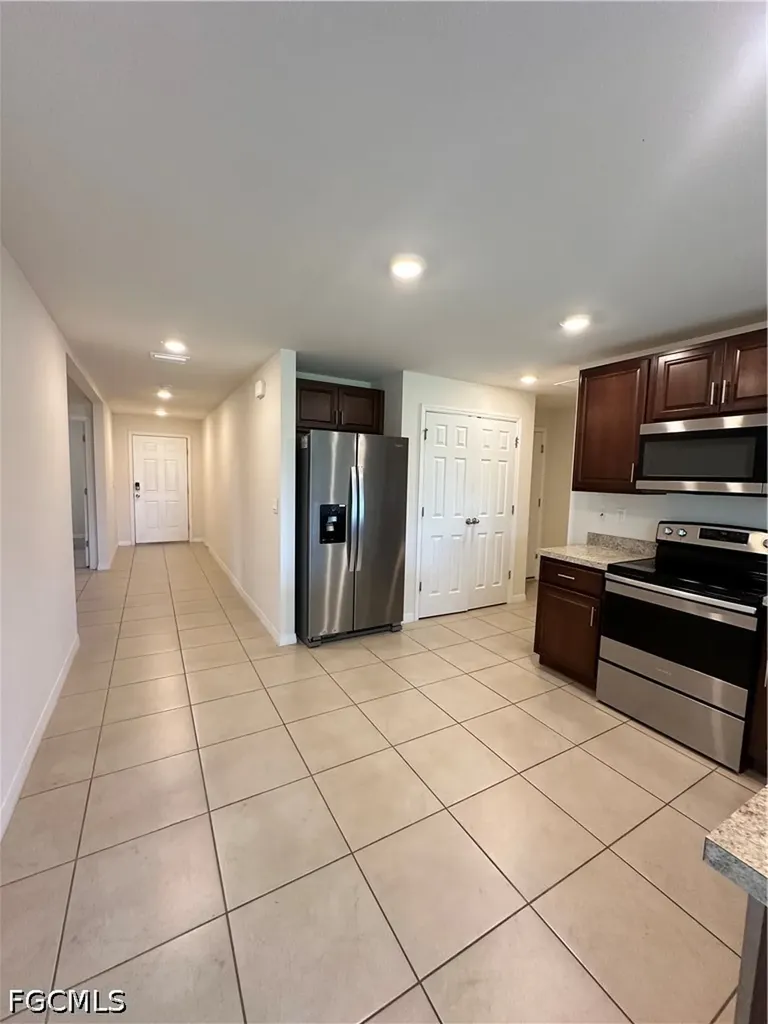 2213 NE 33rd Street Cape Coral FL 33909