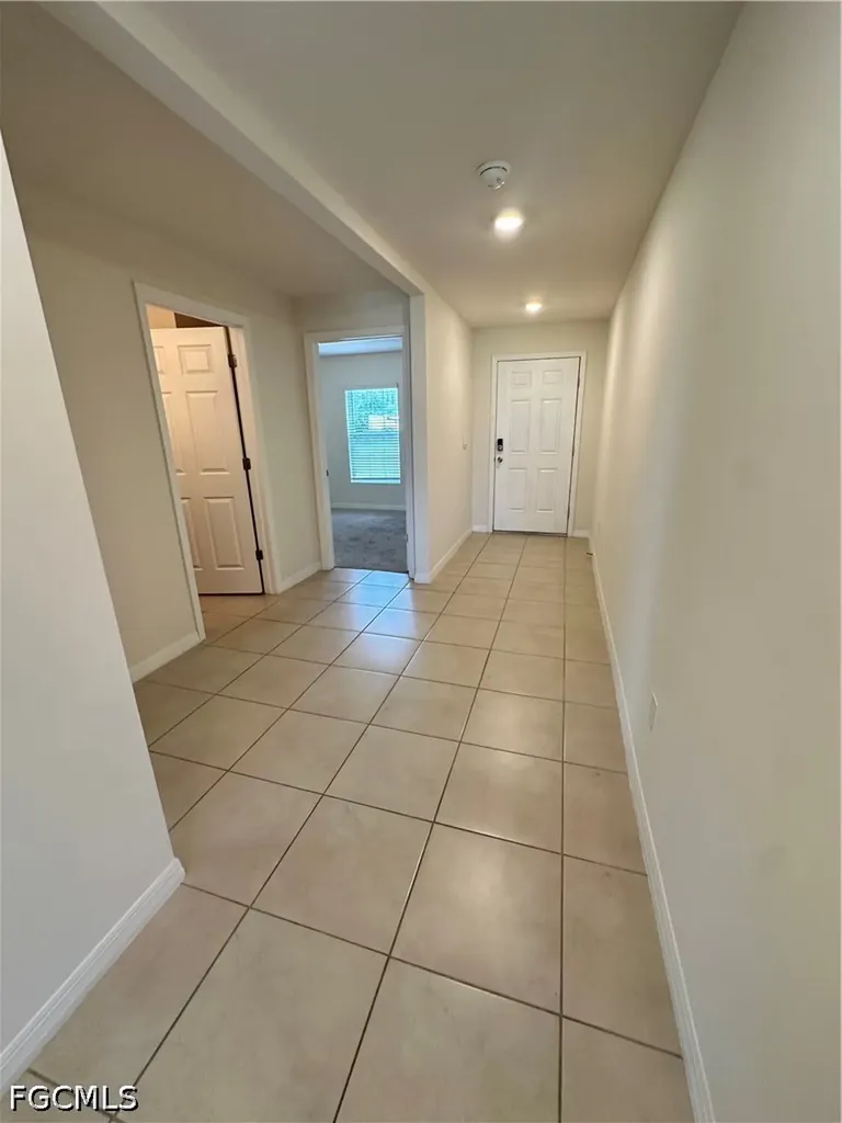 2213 NE 33rd Street Cape Coral FL 33909