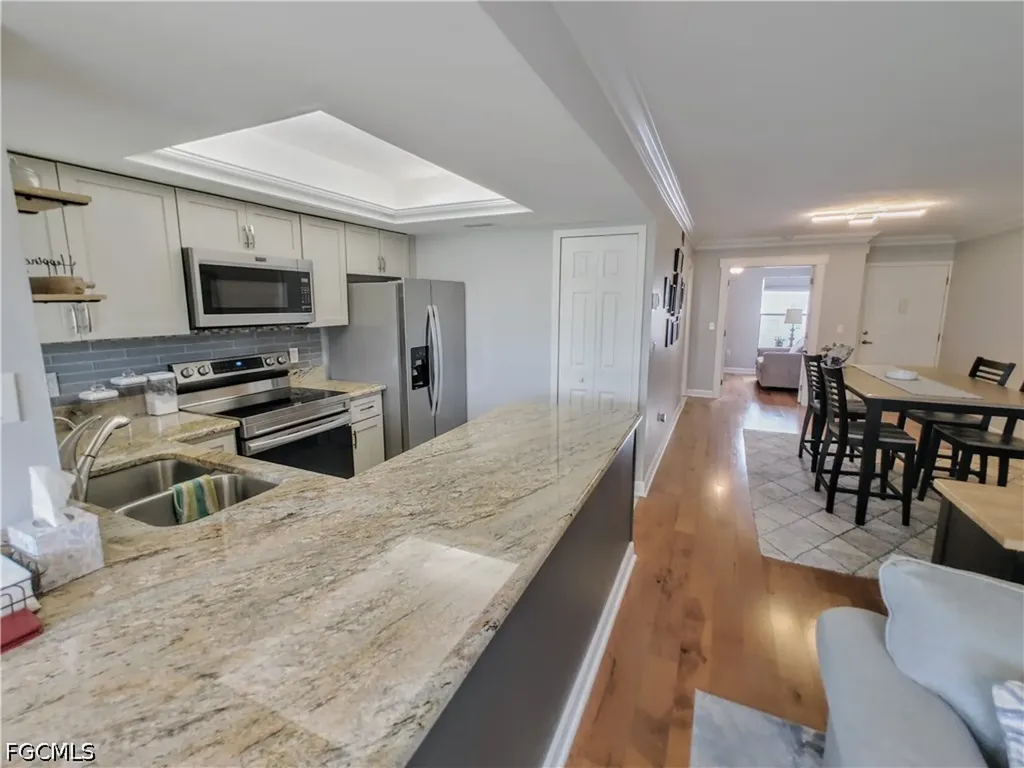 5830 Trailwinds Drive Fort Myers FL 33907