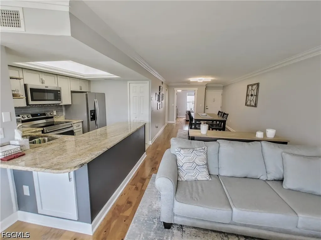 5830 Trailwinds Drive Fort Myers FL 33907