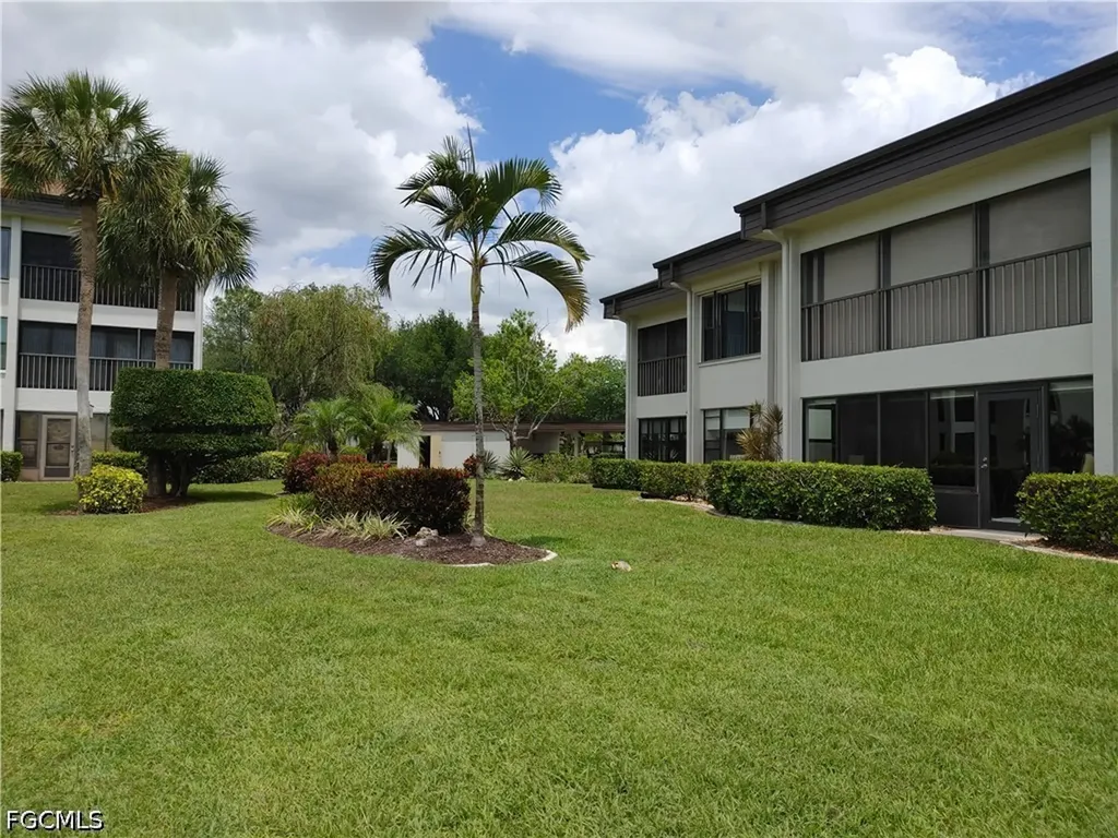 5830 Trailwinds Drive Fort Myers FL 33907