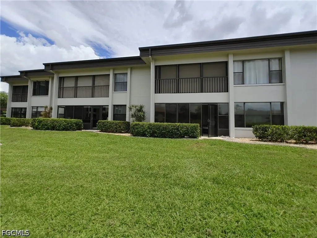 5830 Trailwinds Drive Fort Myers FL 33907
