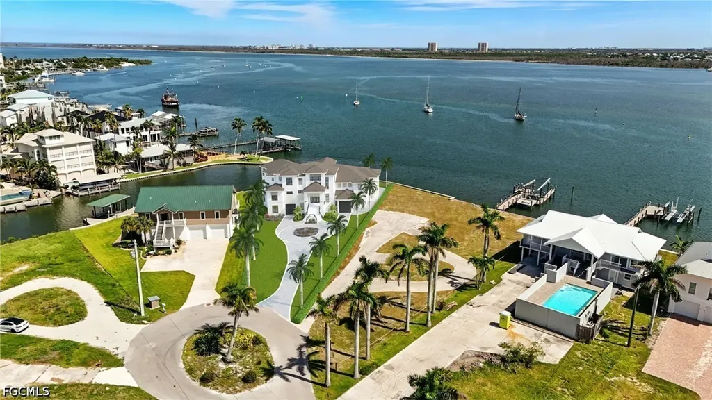 645 Matanzas Court Fort Myers Beach FL 33931
