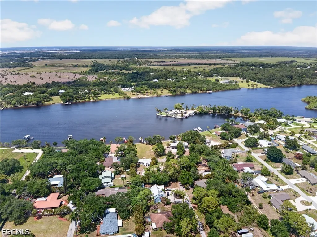 2212 River Pine Drive Fort Myers FL 33905