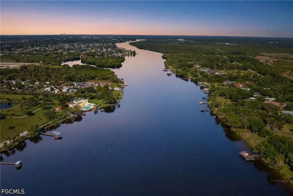 2212 River Pine Drive Fort Myers FL 33905