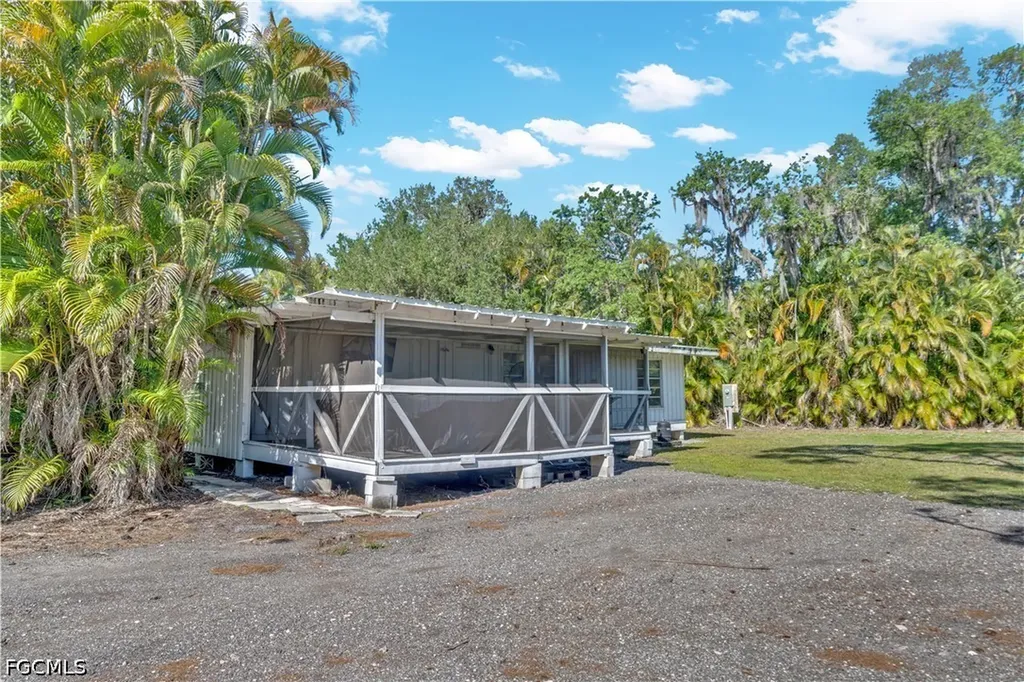 2212 River Pine Drive Fort Myers FL 33905