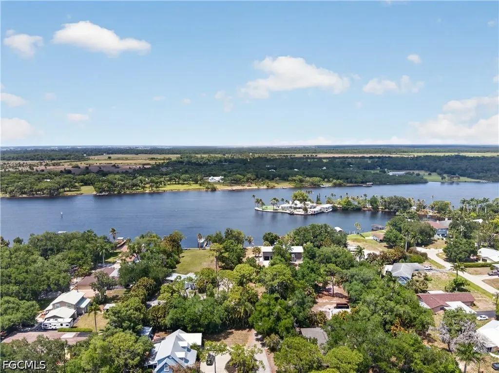 2212 River Pine Drive Fort Myers FL 33905