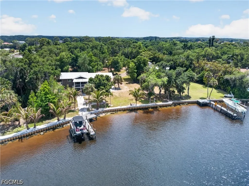 2212 River Pine Drive Fort Myers FL 33905