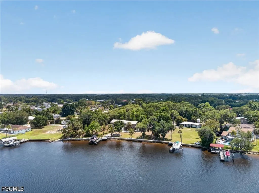 2212 River Pine Drive Fort Myers FL 33905