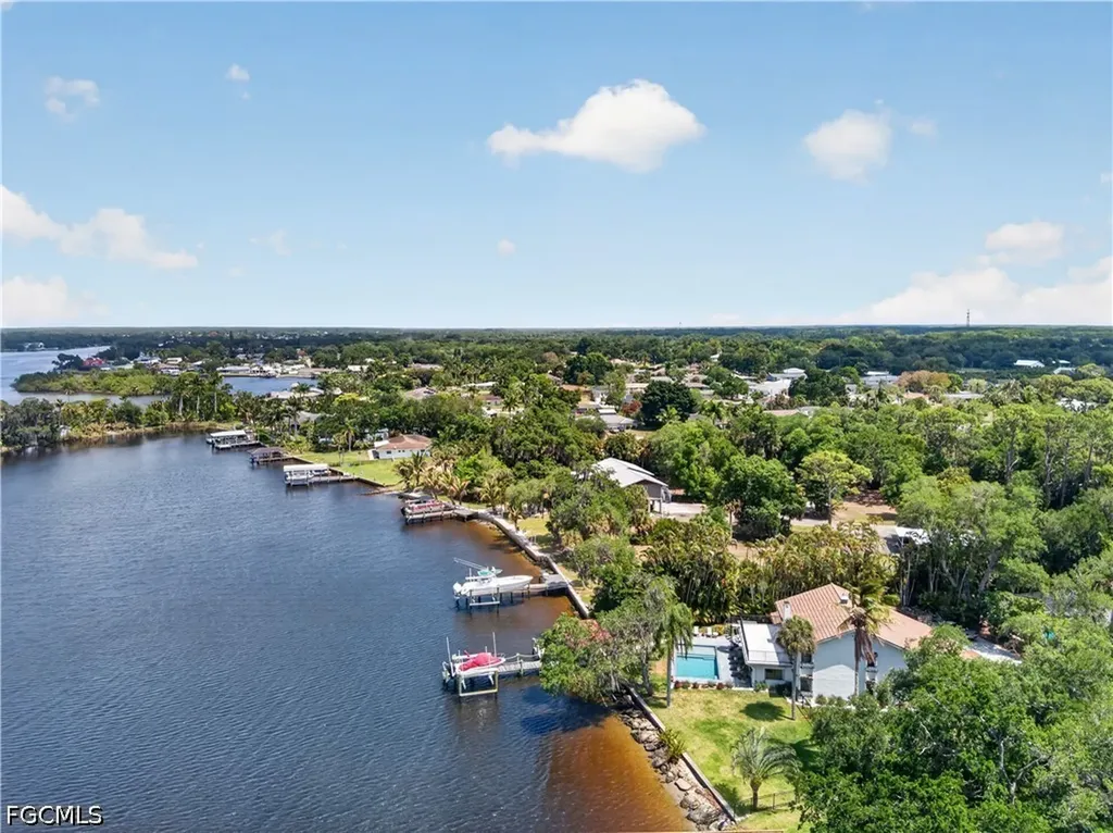2212 River Pine Drive Fort Myers FL 33905