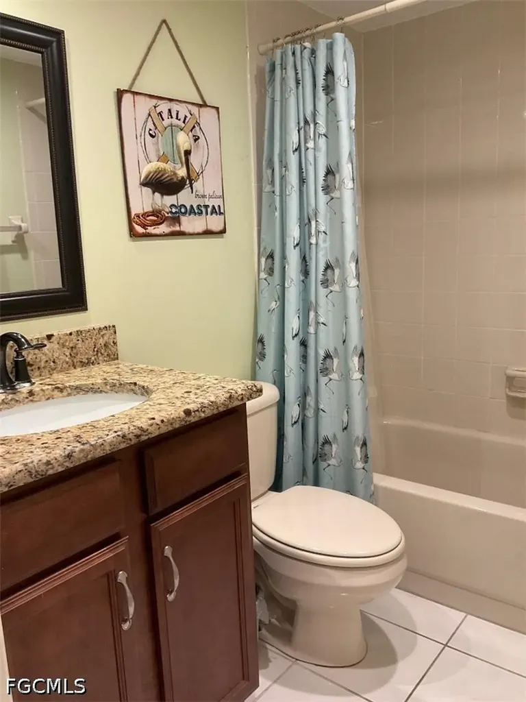 4919 Victoria Drive Cape Coral FL 33904
