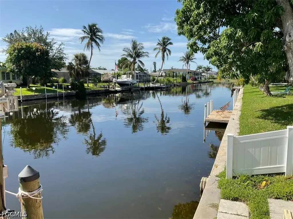 4919 Victoria Drive Cape Coral FL 33904