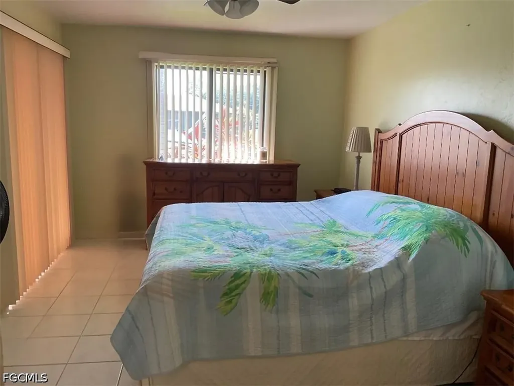 4919 Victoria Drive Cape Coral FL 33904